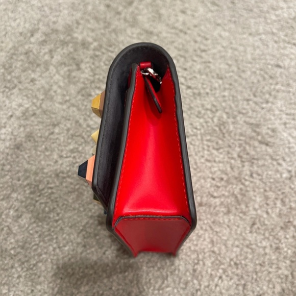 Fendi studded wallet on chain bag - Picture 4 of 10